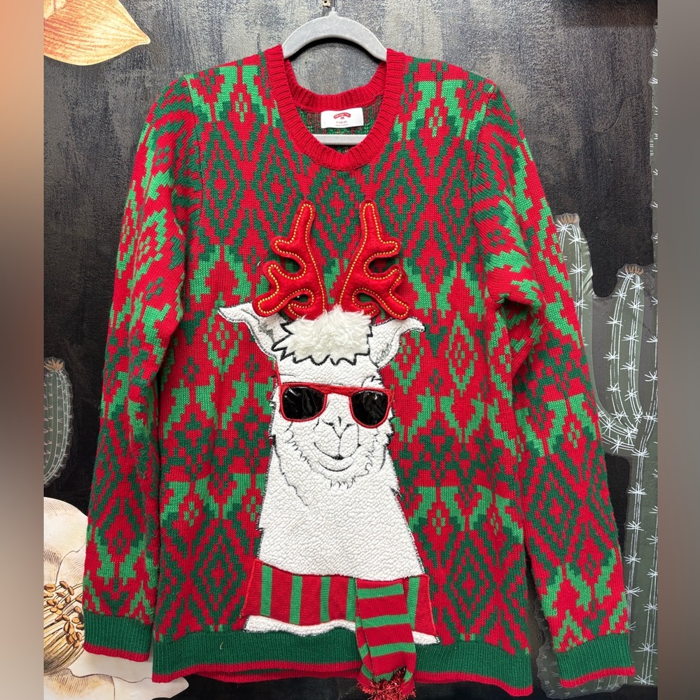 HOLIDAY TIME Lama sweater!